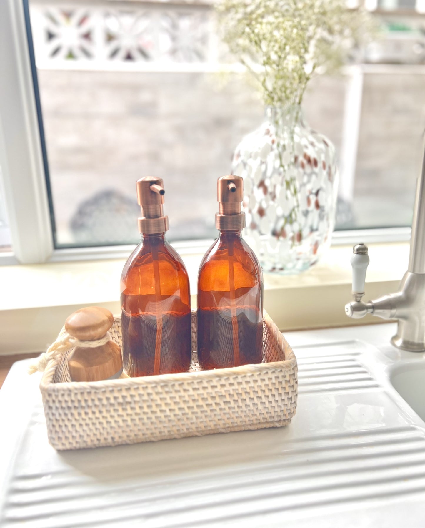 Medium Whitewash Rattan Tray