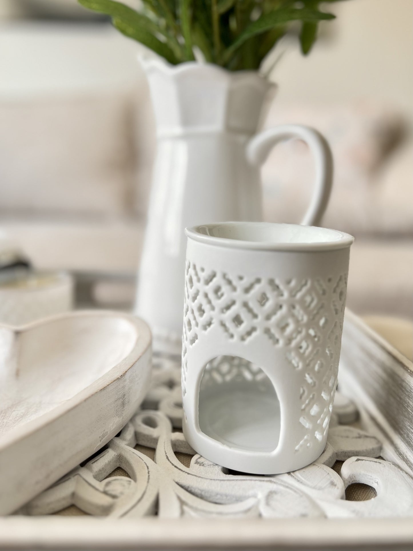 White Lattice Oil Burner