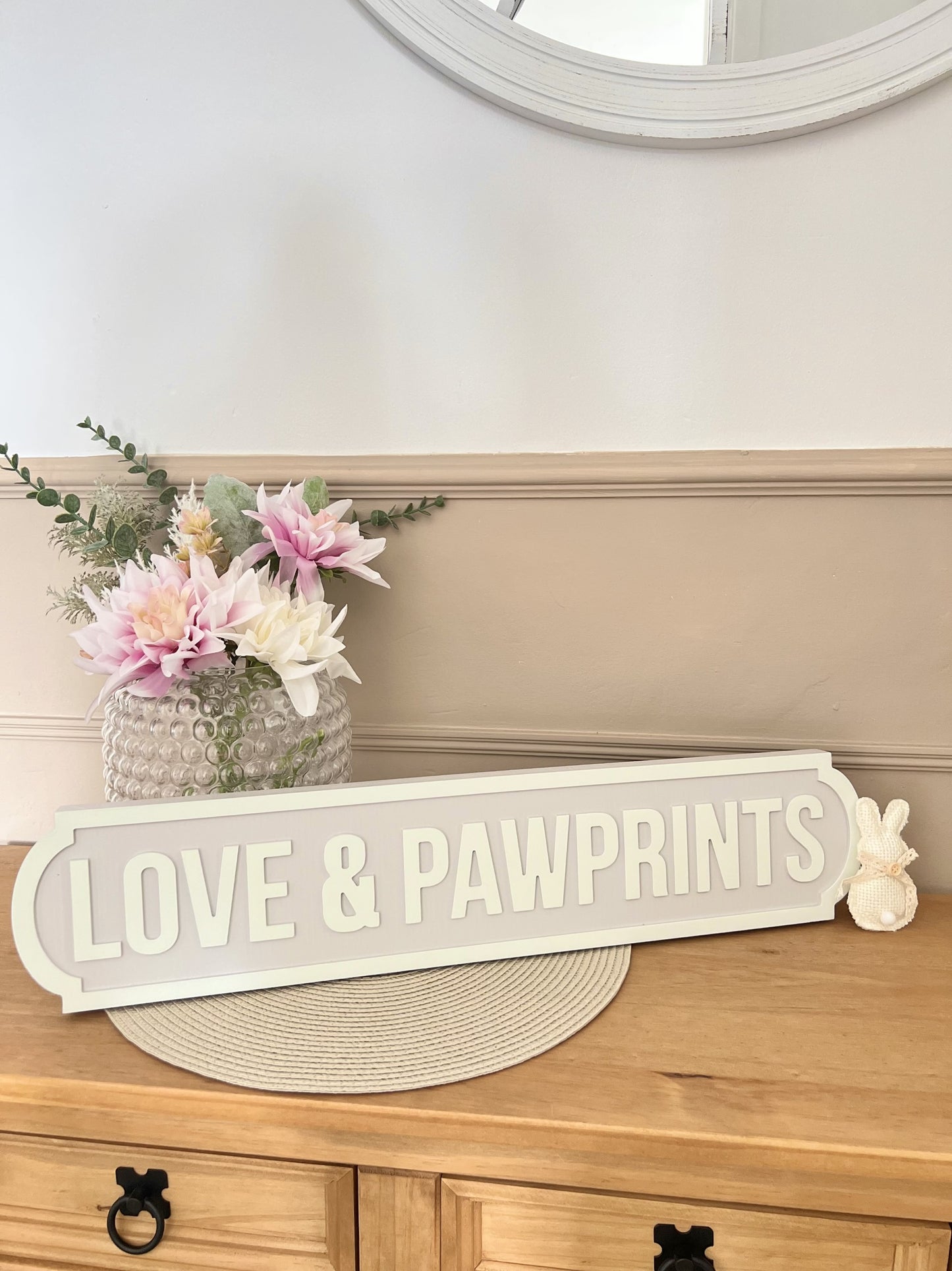 Love & Pawprints Sign